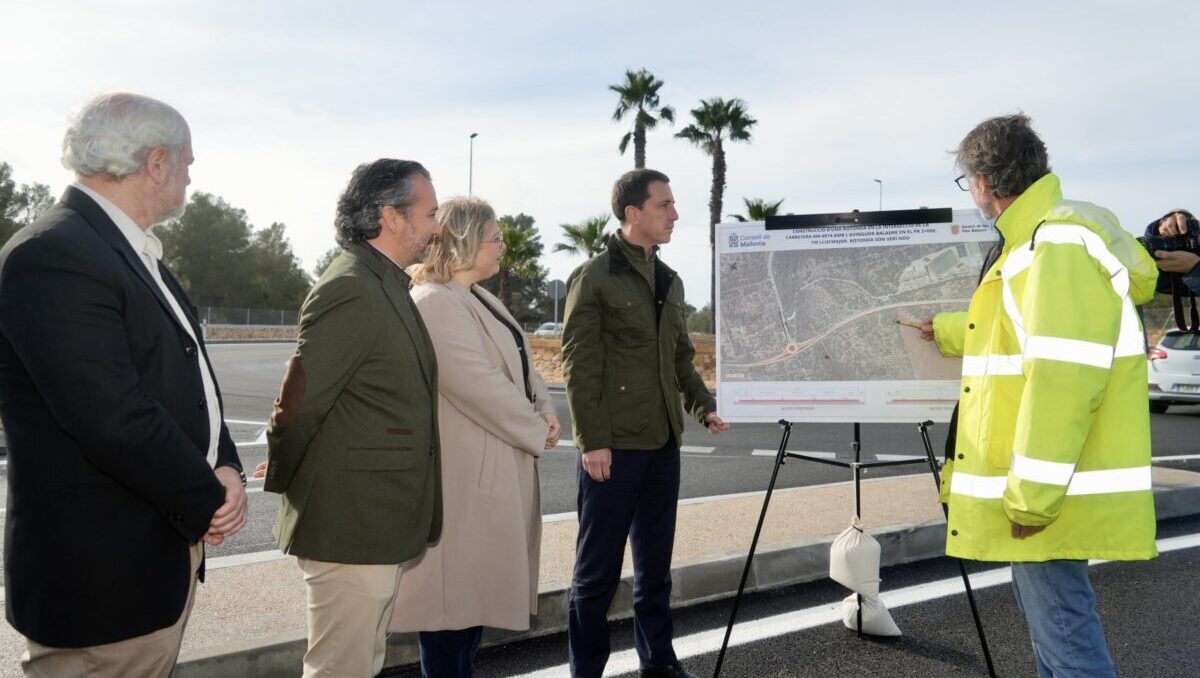 Inaugurada la rotonda y el vial de Son Verí Nou en Llucmajor