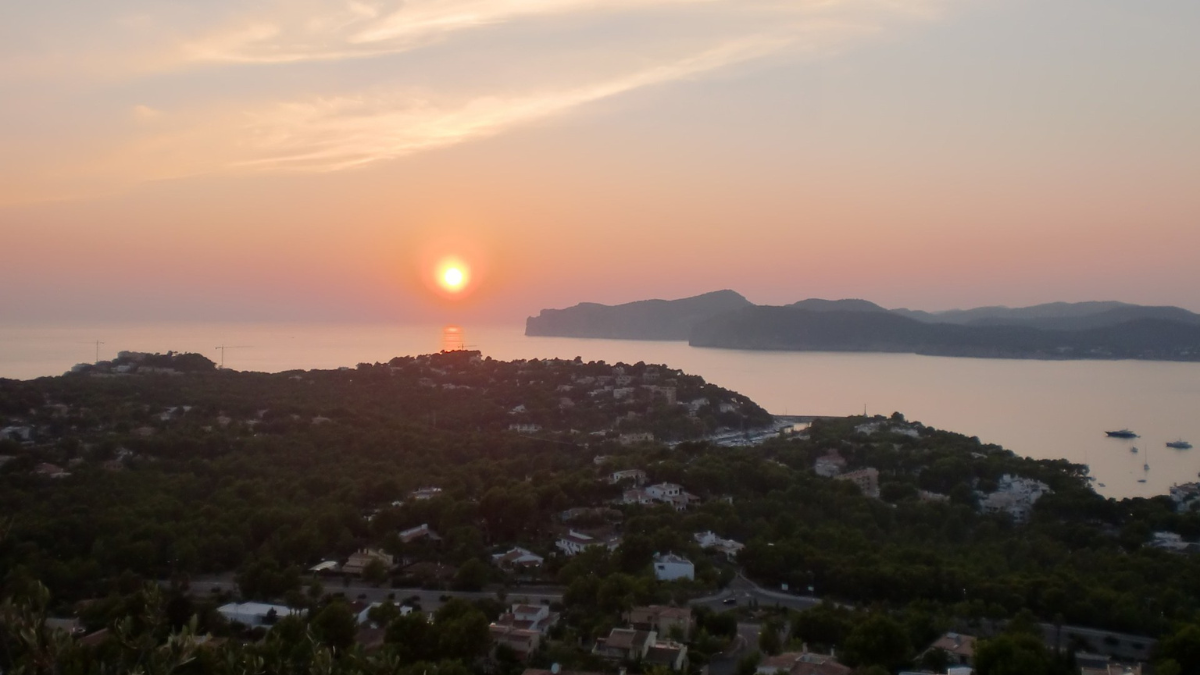 Calvià activa un dispositivo especial para garantizar una observación segura del eclipse solar del 12 de agosto