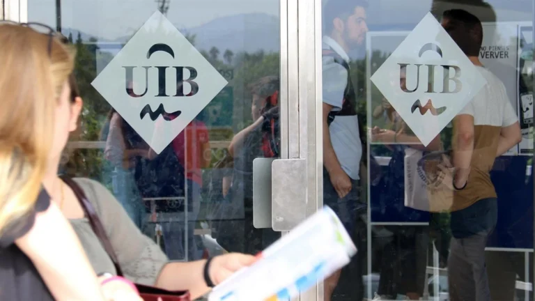 UIB grados másteres